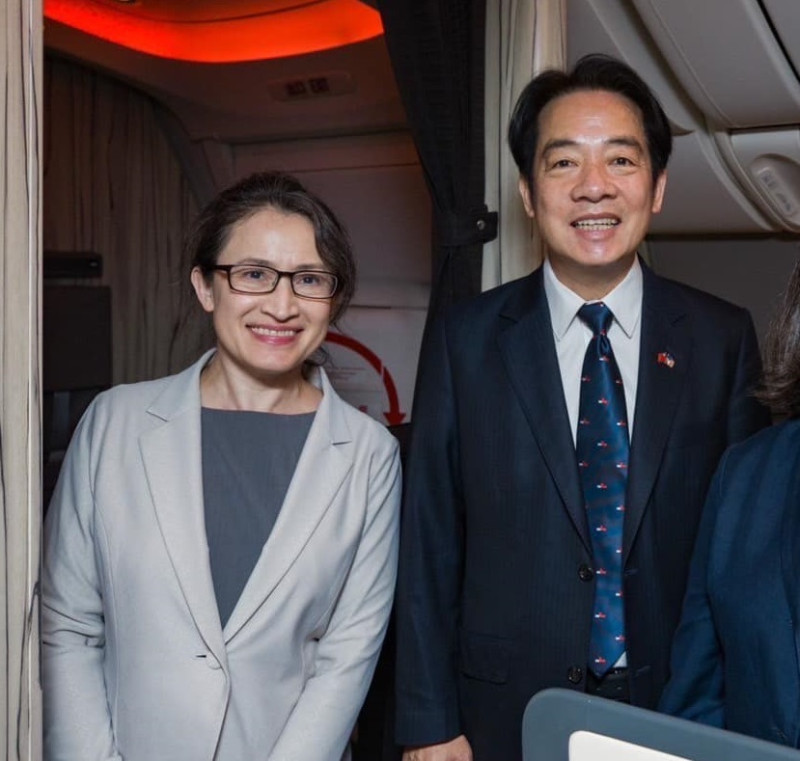 駐美代表蕭美琴（左起）與副總統賴清德與台南都有淵源，被不少網友視為最佳搭檔，勸進聲不斷。   圖：翻攝自賴清德臉書