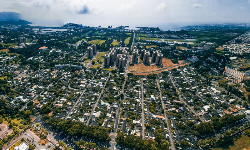 市府規劃與民間攜手合作整建左營眷村。   圖:高雄市文化局提供