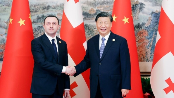 喬治亞總理加里巴什維利與中共領導人習近平。   圖：翻攝自新華社