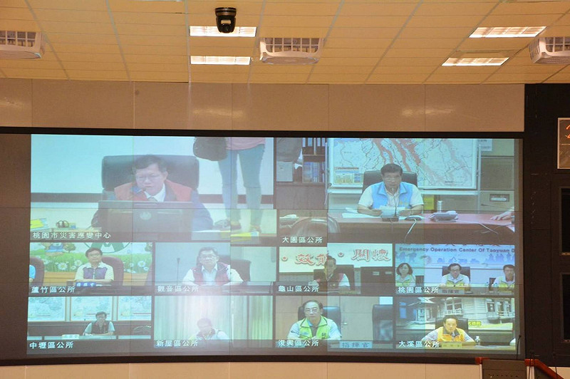桃園市長鄭文燦主持「0601豪大雨桃園市水災災害應變中心」的二級開設   圖:翻攝自鄭文燦臉書