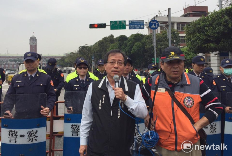 全國公務人員協會理事長李來希號召民眾15日警察節重返立院。   圖：取自李來希臉書
