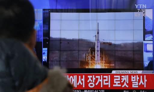 據南韓聯合參謀本部今天消息，北韓今早在江原道元山一帶朝鮮半島東部海域發射多枚疑似短程地對艦巡弋飛彈的飛行物。   圖片來源：美聯社/達志影像