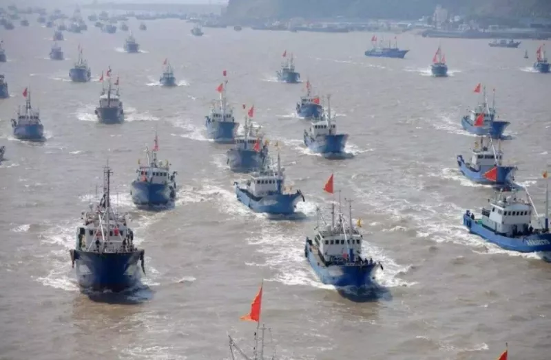 中國指出，若以漁船對決漁船的方式博弈，那中國絕對勝過菲律賓。   圖：翻攝自浩外同學