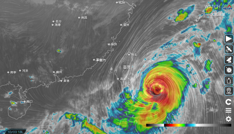 小犬颱風逼近，中央氣象署已於3日上午發布陸上颱風警報，預計4日觸陸，5日就會登錄。   圖：翻攝自氣候與天氣資訊網