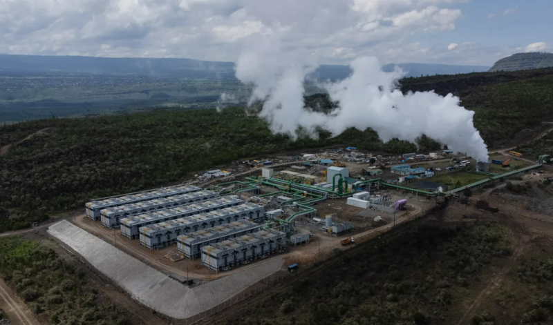 響應一帶一路，肯亞納庫魯市的索西安地熱發電站是非洲首個從設計、產品生產到建造、調試，完全由中國企業獨立完成的地熱發電廠。   圖：翻攝自新華社