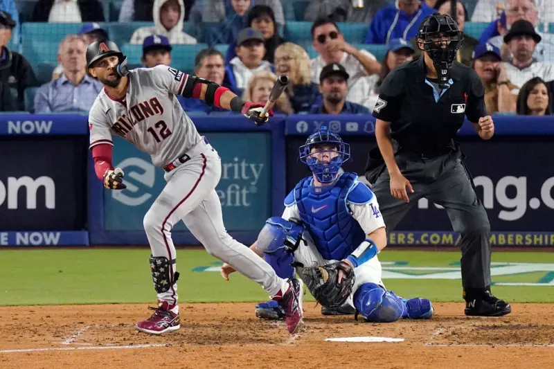 ▲亞利桑納響尾蛇Lourdes Gurriel Jr.開轟，奠定比賽勝基，響尾蛇擊敗道奇在國聯分區系列賽率先聽牌。（圖／美聯社／達志影像）   