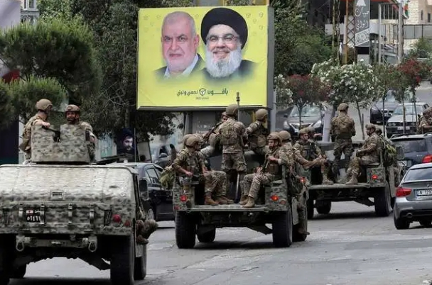 背後有伊朗支持的黎巴嫩真主黨經常與以色列交火。   圖 : 翻攝自湘評中外