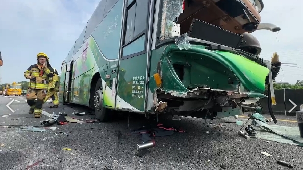 昨天國道重大車禍釀4死22傷，肇事遊覽車陳姓司機聲押。   