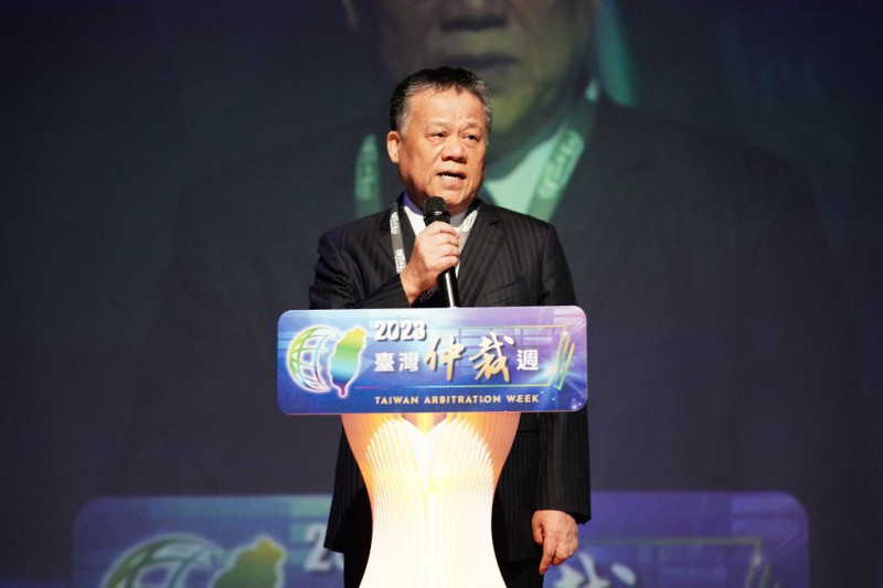 仲裁協會理事長吳永乾於2023仲裁週開幕式致詞。   圖：仲裁協會提供
