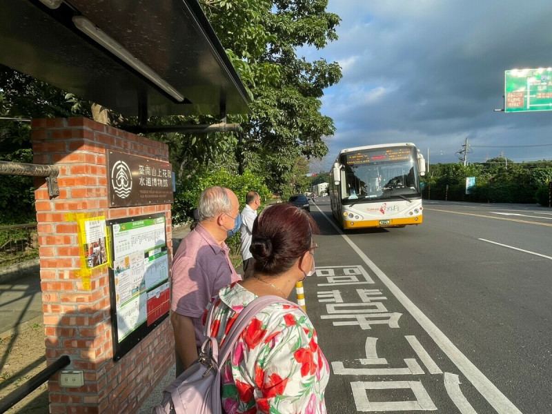 台南在11月加碼推出另類6種主題遊程，共有7個場次，包括88府城巡迴線以美食為主題等。   圖：台南市政府觀光旅遊局/提供