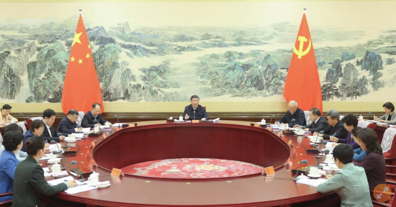 中共領導人習近平 10 月 30 日與全國婦聯新一屆領導班子談話。   圖 : 翻攝自中國新華社