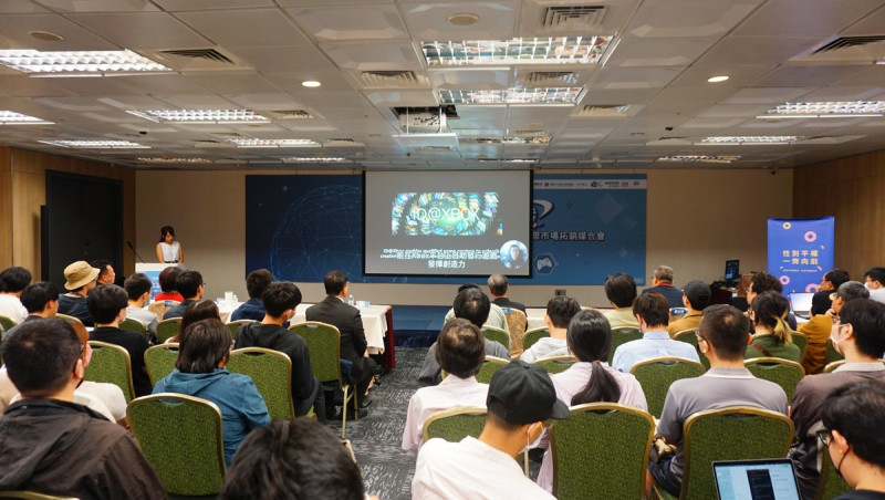 微軟 XBOX 國際拓展培育經理謝運賢跨海分享了XBOX如何支持台灣遊戲開發者創作優質內容。   圖：創夢市集／提供
