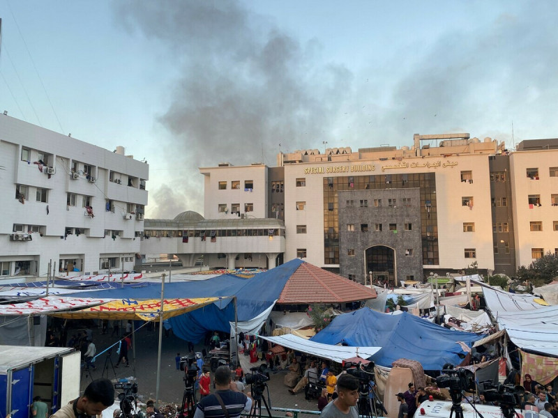 以軍近期對加薩的希法醫院發動突襲，引起國際反彈。   圖：達志影像/路透社