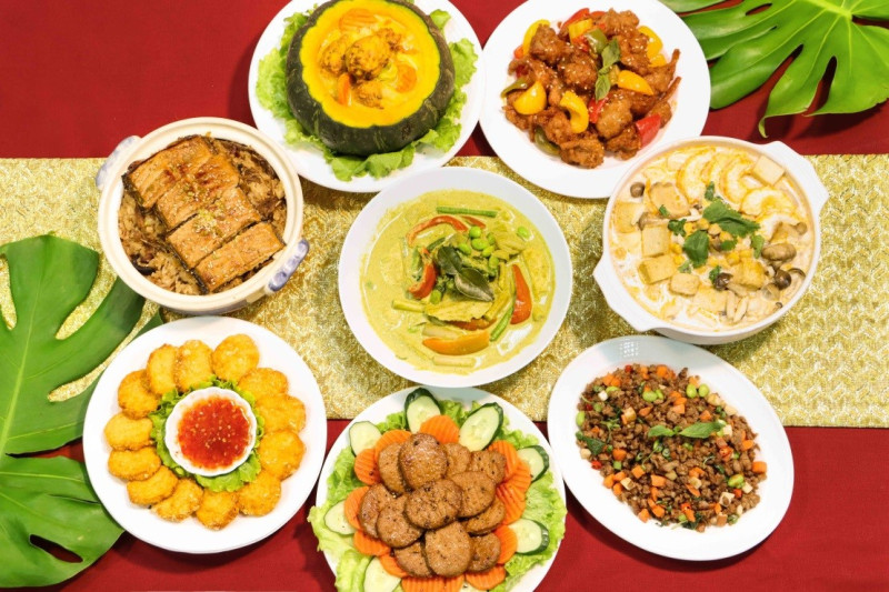 「龍轉錢坤泰饗宴」分別展示了台灣、中國（江浙、淮揚）、泰國、東南亞的美食風貌。   松珍生物科技/提供