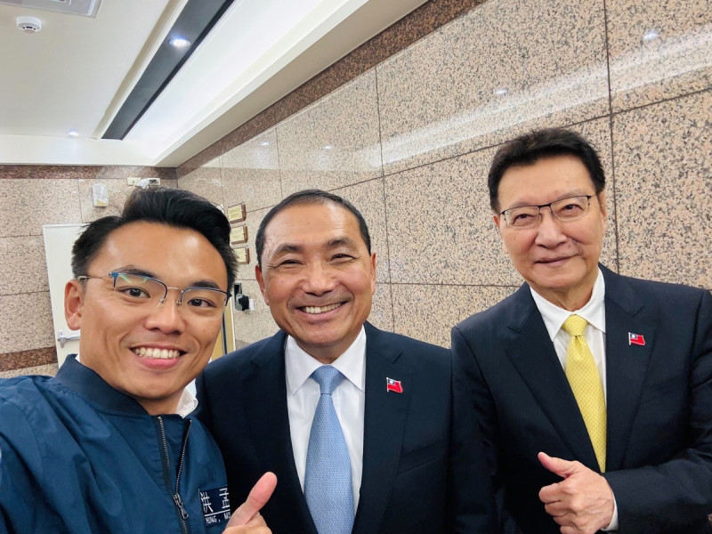 洪孟楷期許「侯康配」莫忘讓台灣人民過好日子的初衷，在最後倒數的50天，讓國人看見政黨輪替的曙光。   圖：翻攝洪孟楷臉書