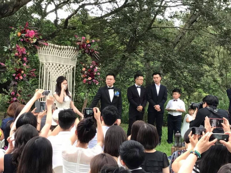 婚禮現場來賓眾多。   圖：翻攝蘇煥智臉書
