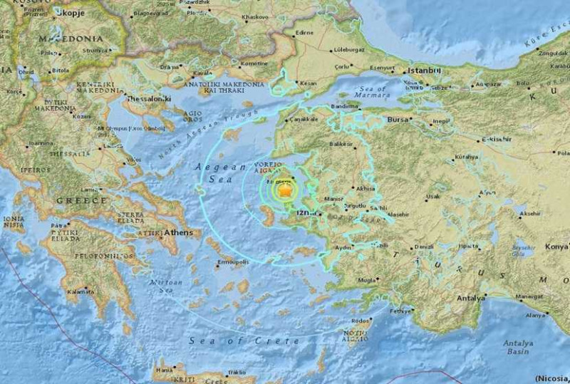 愛琴海海域12日發生芮氏規模6.3淺層地震，希臘首都雅典與土耳其伊斯坦堡，都感受到這次地震的搖晃。   圖：翻攝Riknews