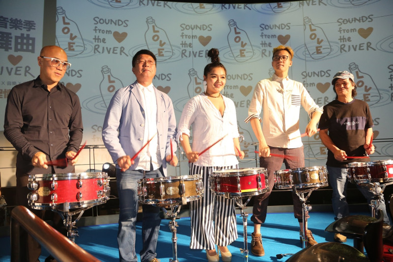 今年台北河岸音樂季以「青春舞曲」為主題，邀請民眾到河岸回味青春。   圖：台北市觀傳局提供