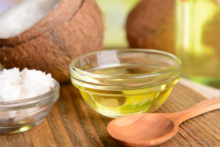 美國心臟專家表示，椰子油跟牛油和奶油一樣不健康。   圖：Flickr提供