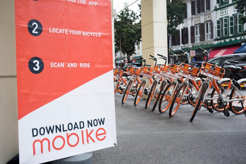 中資摩拜單車3月進軍新加坡，推行利用手機APP共享自行車服務，相當受歡迎，目前打算再攻日本市場。   圖：翻攝新加坡摩拜單車臉書