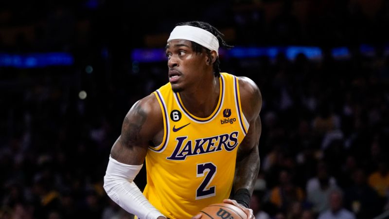 ▲Jarred Vanderbilt和八村壘將在明日對陣火箭的比賽中迎來復出，「詹皇」LeBron James相信，這能讓他們成為聯盟中最好的防守球隊。（圖／美聯社／達志影像）   