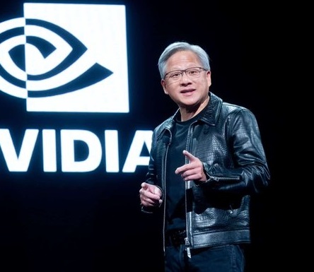 被美國商務部長點名，輝達執行長黃仁勳稍早前已經表示，與中國脫鉤是一條「該走的路」，顯示將站在美方這一邊。   圖：翻攝NVIDIA推特／新頭殼製