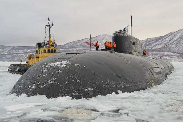 核潛艇是俄太平洋艦隊水面力量的主力之一。圖為俄太平洋艦隊「奧斯卡」級攻擊型核潛艇。   圖：翻攝自老高風雲