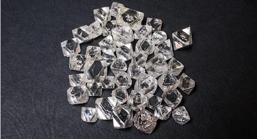 七國集團 （G7） 6 日正式宣佈，將在 2024 年 1 月 1 日起對在俄羅斯開採、加工或生產的非工業鑽石實施進口限制。   圖 : 翻攝自 The Diamond Registry