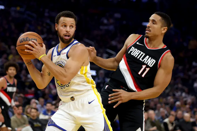 ▲Stephen Curry攻下31分，率領金州勇士在下半場逆轉波特蘭拓荒者。（圖／美聯社／達志影像）   