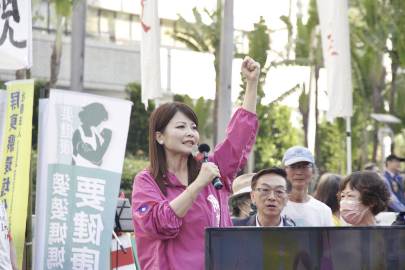 陳美雅到場發言。 圖:南部反空污大聯盟/提供