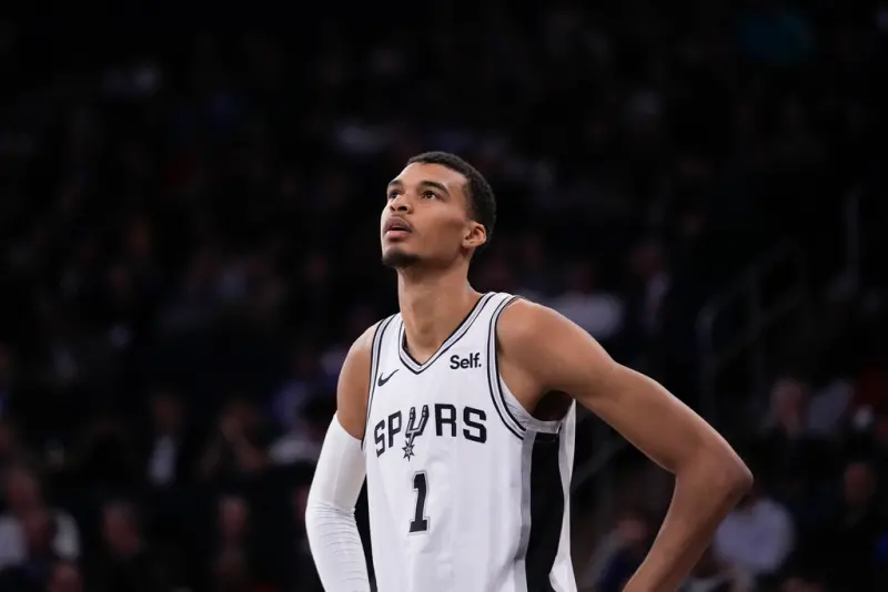 ▲聖安東尼奧馬刺今（12）日在NBA例行賽以82:93輸給休士頓火箭，他們吞下17連敗，這也是他們隊史的最長連敗。（圖／美聯社／達志影像）   