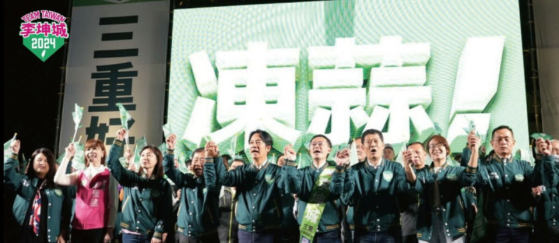 民進黨造勢大會上,少了余天的身影。 圖: 取自李坤城臉書
