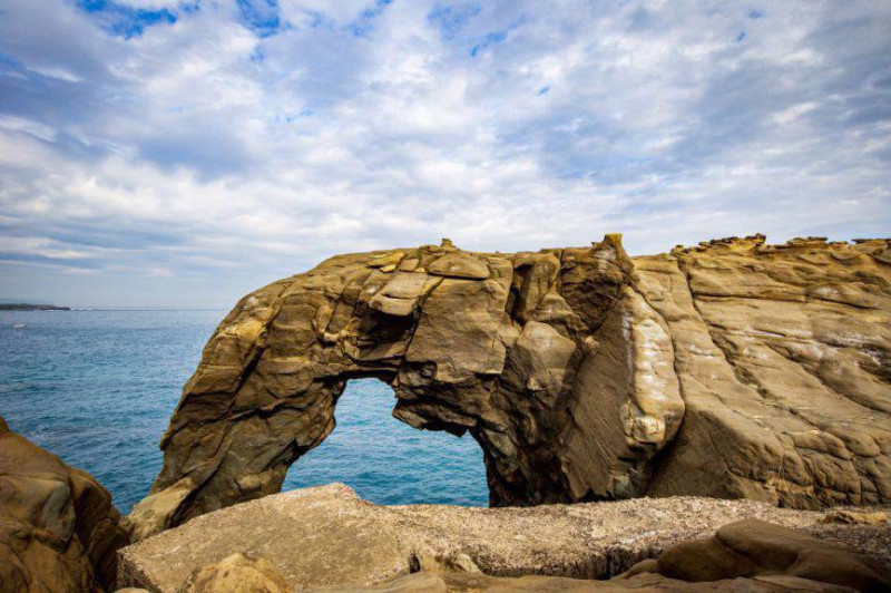 新北瑞芳「象鼻岩」由於形狀像大象，特殊的景觀也是當地的熱門景點。   圖：擷自新北市觀光旅遊網