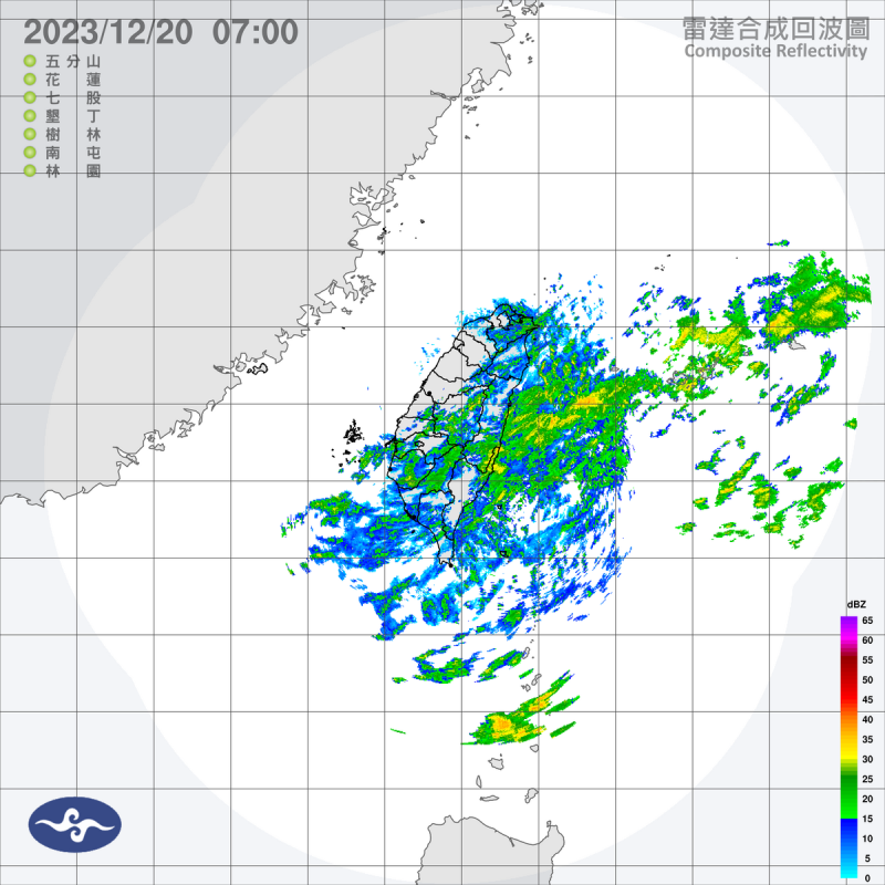 強烈大陸冷氣團或寒流影響全台，氣溫溜滑梯式地下降，今天北部、南部、東半部、恆春半島與馬祖有局部短暫雨，中部地區也有零星短暫雨，又冷又濕。   圖：中央氣象署／提供