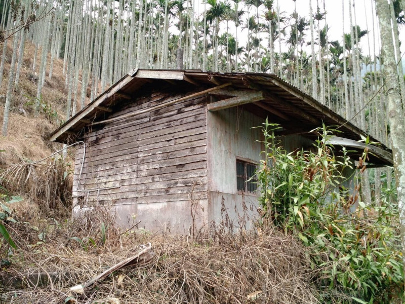 翁達瑞表示，自己老家唯一存在的房舍，早已不堪居住。   圖：取自翁達瑞臉書