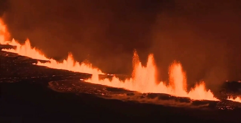 冰島政府指出，這是該地區自 2021 年以來第 4 次火山噴發，也是迄今為止規模最大的一次噴發。   圖：翻攝自 Science girl X（前推特）帳號
