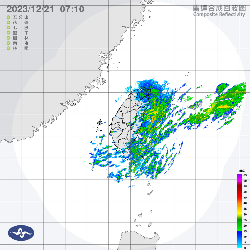 各地水氣偏多，今天台北市山區有局部大雨或豪雨發生，基隆北海岸與宜蘭地區也有局部大雨發生的機率。   圖：中央氣象署／提供