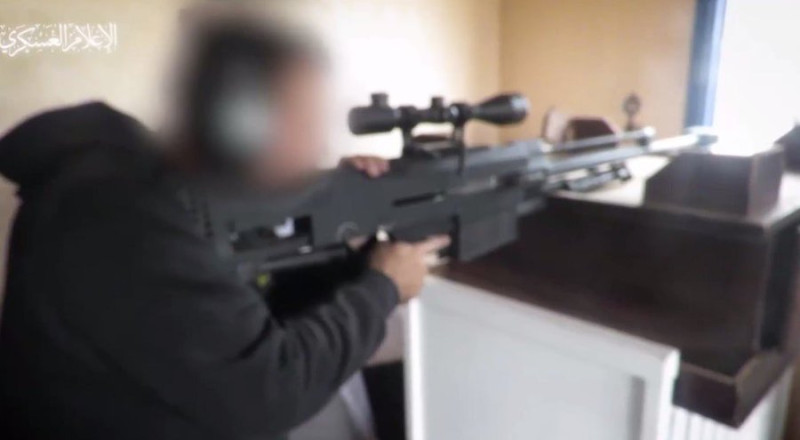 加薩哈瑪斯武裝人員使用的相當罕見的中國大口徑99式半自動狙擊步槍。   圖 : 翻攝自X帳號 @clashreport