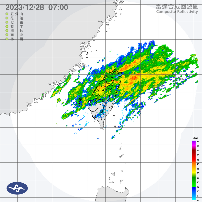 台灣附近雲量增多，各地降雨機率漸增，今天北部、東半部、南部地區與中部山區都是有局部短暫雨的天氣。   圖：中央氣象署／提供