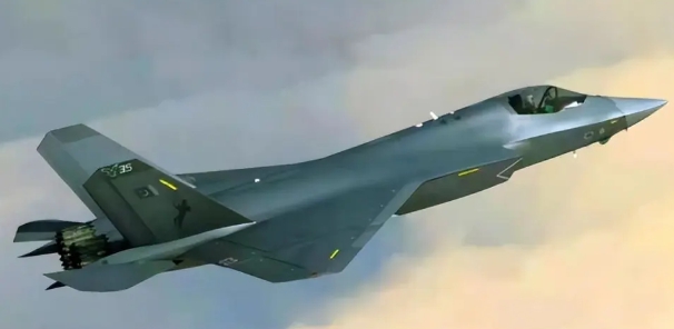 殲-31隱形戰機。   圖 : 翻攝自第一軍情