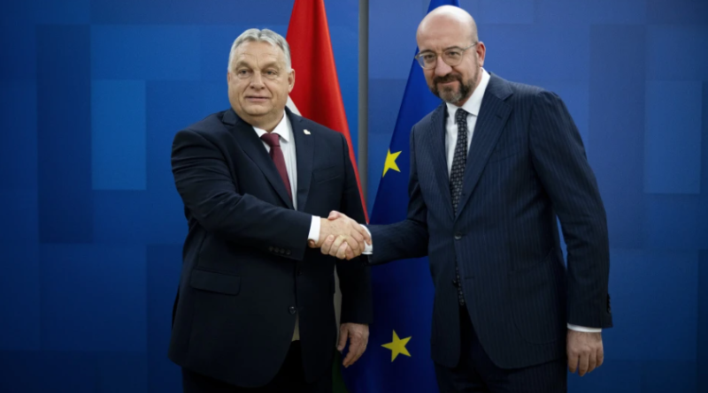 匈牙利總理歐爾班（左）和歐洲理事會主席米歇爾（右）。   圖：翻攝自觀察者網