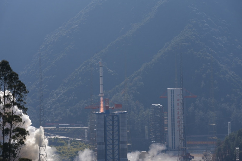 中國9日發射衛星， 國防部發布國家級警報。   圖：取自中國環球網