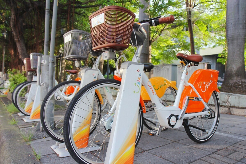 公共自行車屬於低碳運具，在台中市的普及率逐年提高。    台中市政府/提供