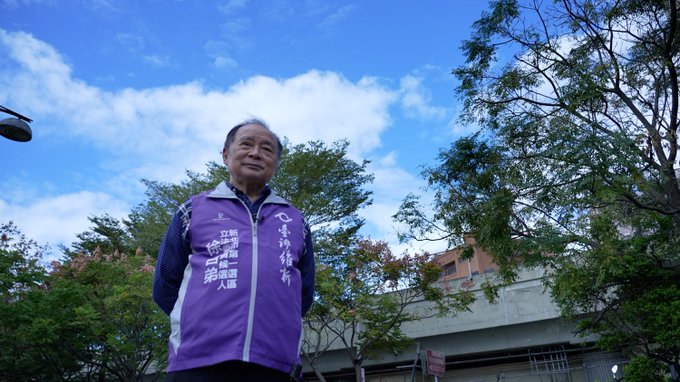 新北市第一選區立委參選人徐百弟，是第一位成為台灣立委選舉候選人的香港移民。   圖：擷取自chiahna41 X帳號