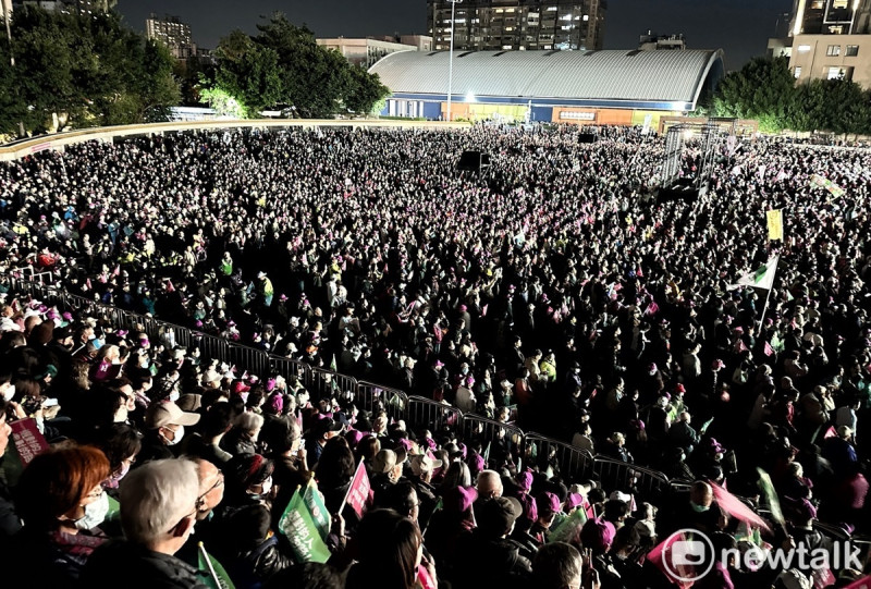 賴清德選前之夜12日晚間在新北板橋第二運動場舉行   圖：張良一/攝