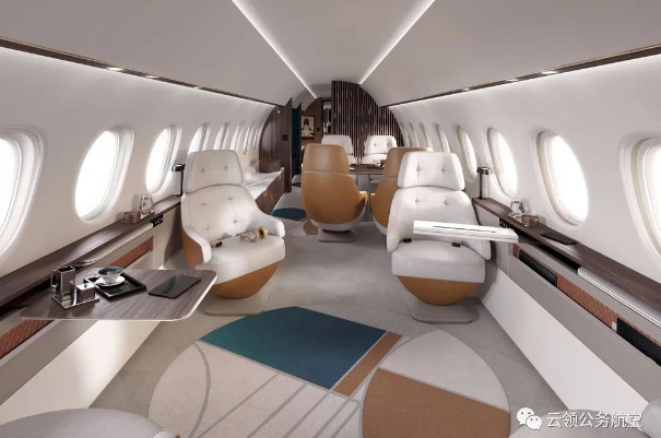 「獵鷹」10 型飛機的豪華內裝。 圖 : 翻攝自雲領公務航空