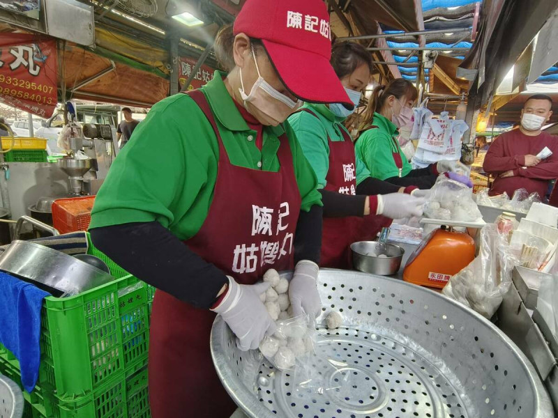 曾獲2019年評鑑全國百大名店的「陳記姑嫂魚丸」。 圖:孫家銘翻攝