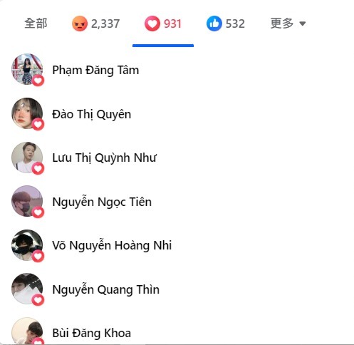 網友抓包，賀瓏貼文中按愛心的幾乎都是越南人，狠酸「越難的笑話越南人懂」。   圖：截自賀瓏臉書