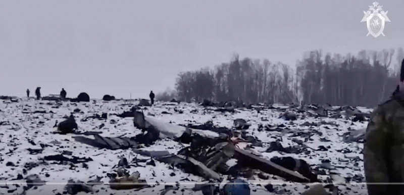 俄官方稱，機上除了 6 名機組人員和 3 名俄官員外，另有 65 名烏軍戰俘，並指雷達顯示，擊中該機的飛彈來自烏克蘭哈爾科夫（Kharkov）。   圖：取自「X」@NovichokRossiya