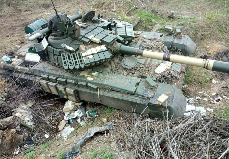 烏克蘭 T-64 坦克。   圖：取自「X」@UAWeapons